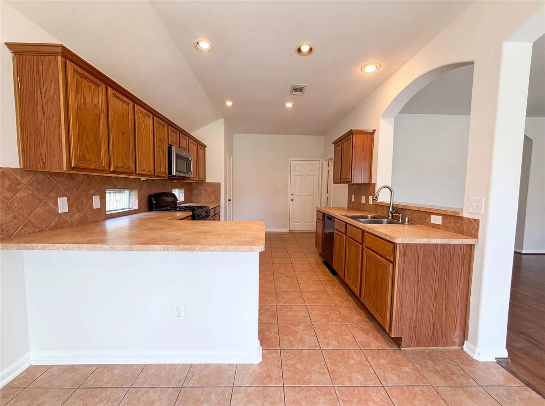 Photo of 6843 Tammany Manor Lane
