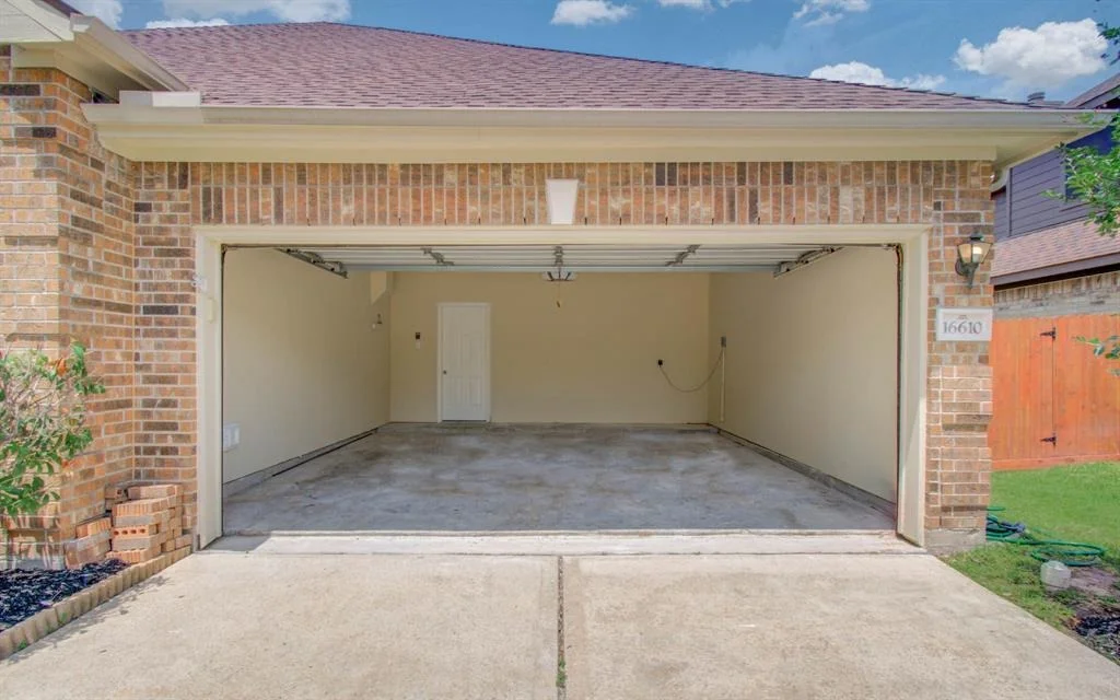 Photo of 16610 Mccormick Drive