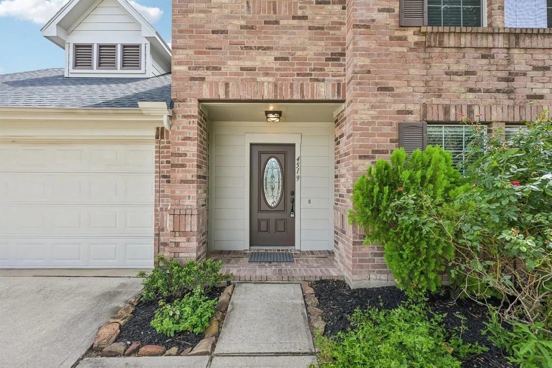 Photo of 4519 Bridgestone Point Drive