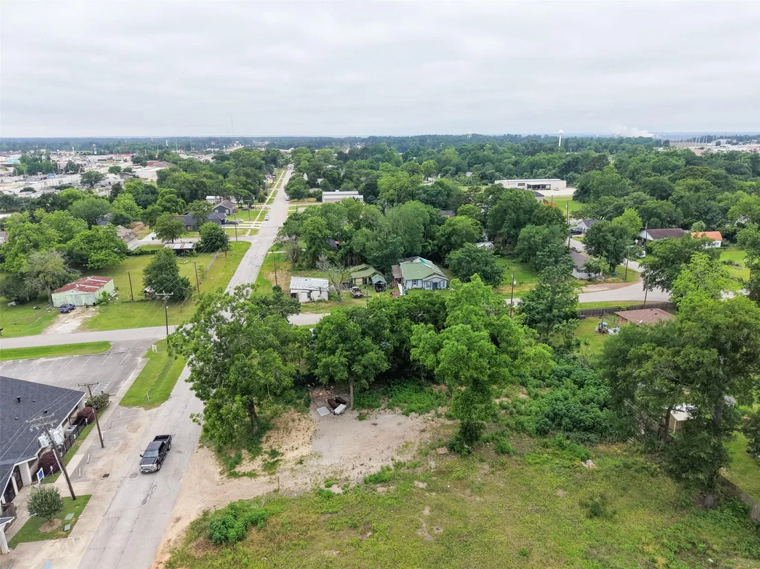 Photo of 305 N Thomason Street