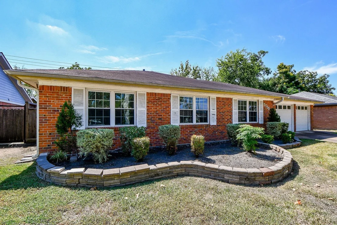 Photo of 5715 Ettrick Drive