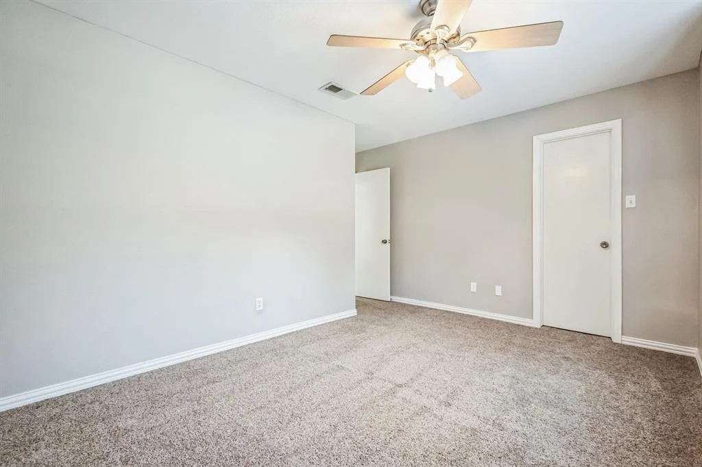 Photo of 20 N Mossrock Road