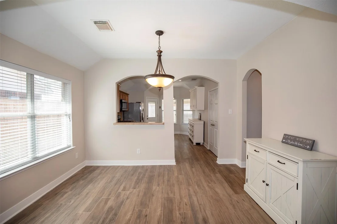 Photo of 8410 Kirksage Drive