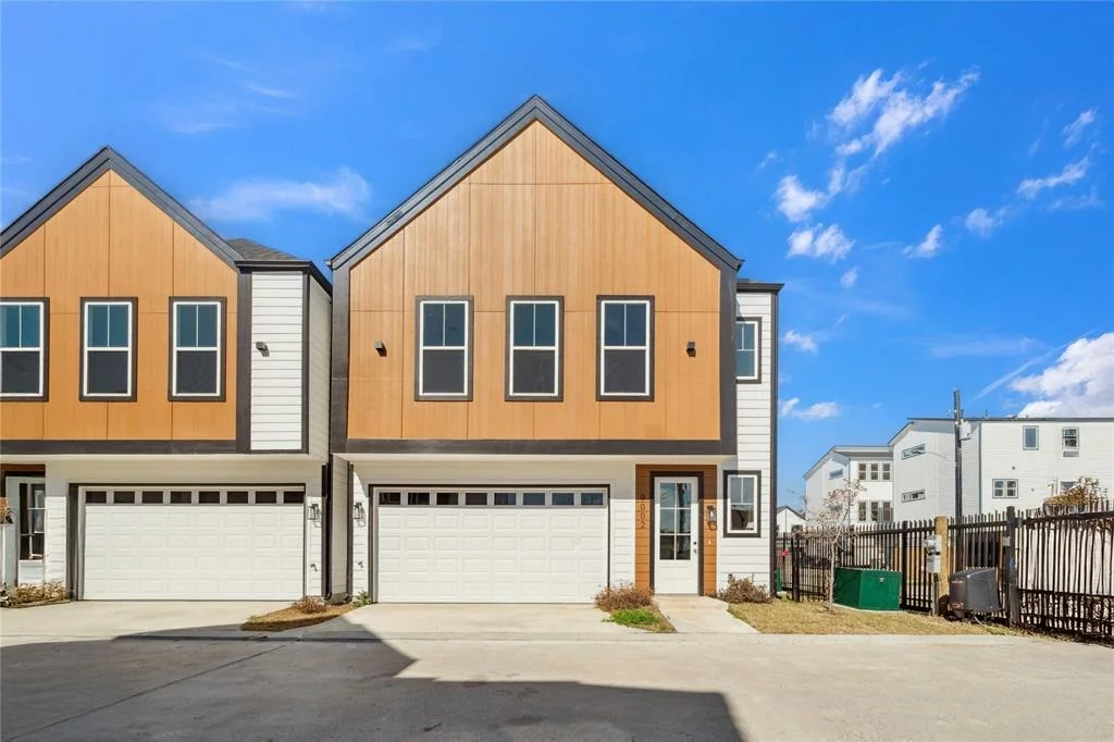 Photo of 9004 Orange Spring Drive
