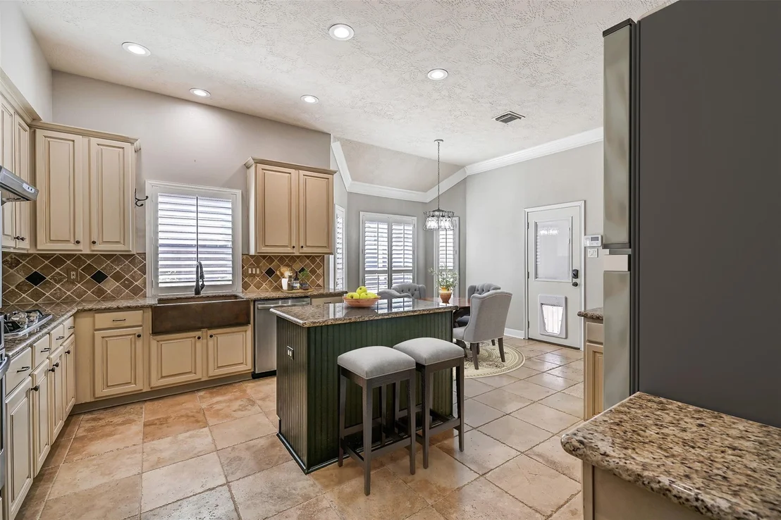 Photo of 901 High Ridge Circle
