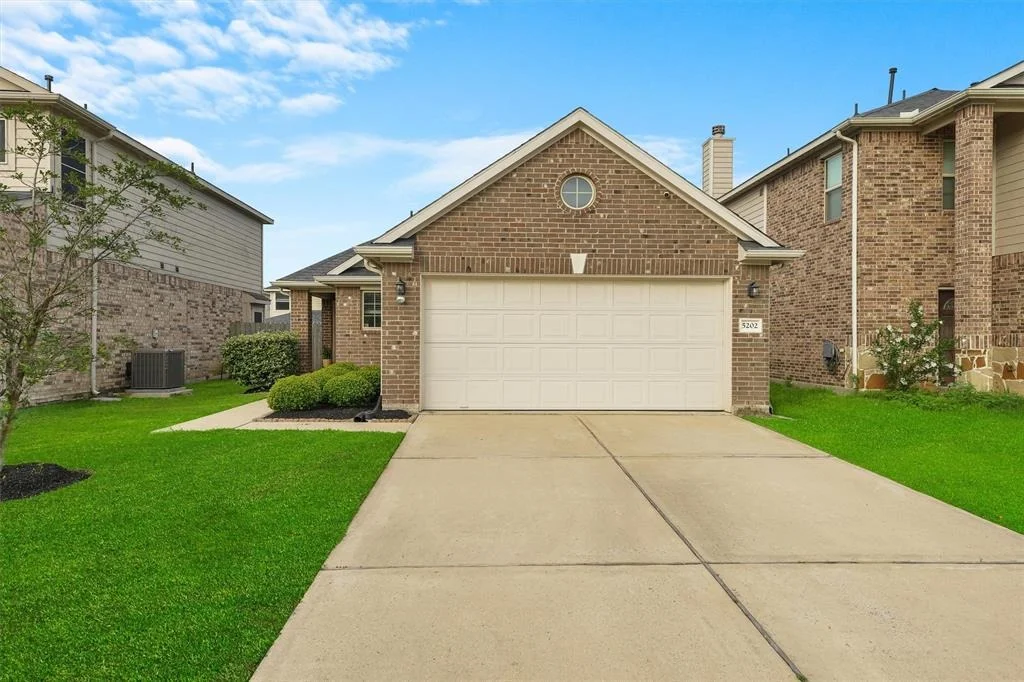 Photo of 5202 Gulf Stream Lane