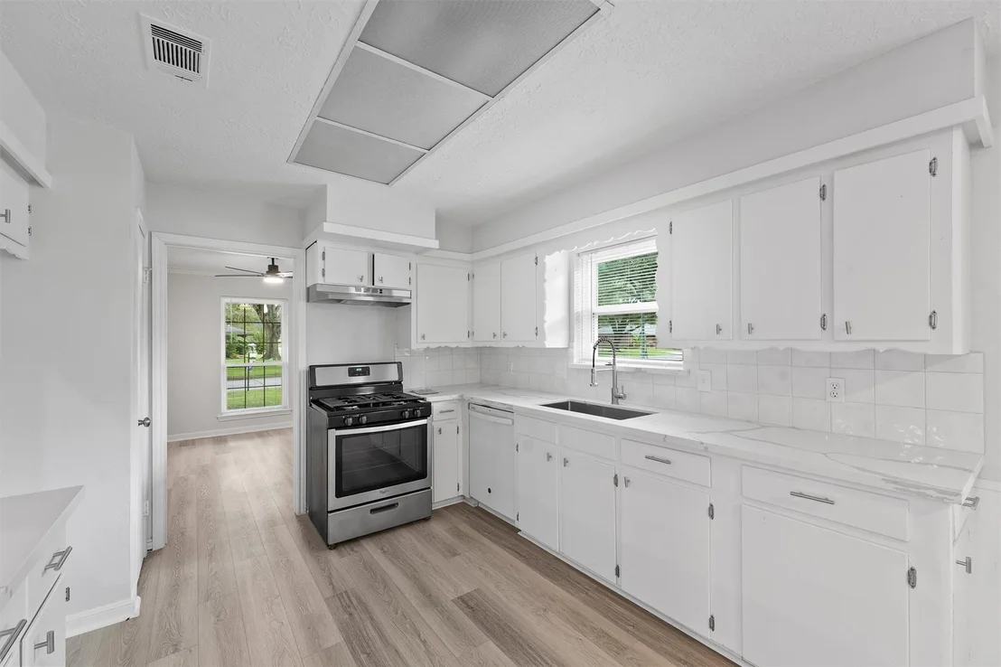 Photo of 3203 Greenridge Drive