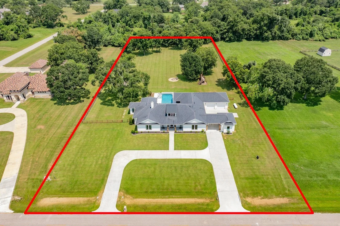 Photo of 16811 Wrangler Road