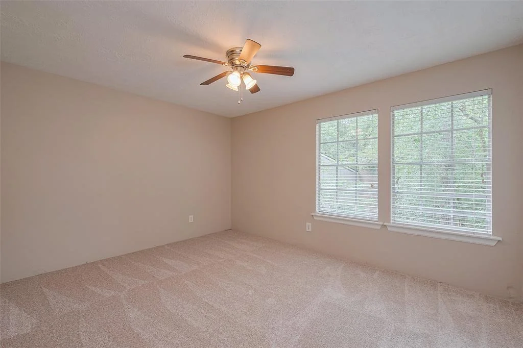 Photo of 19 Hickory Oak Drive