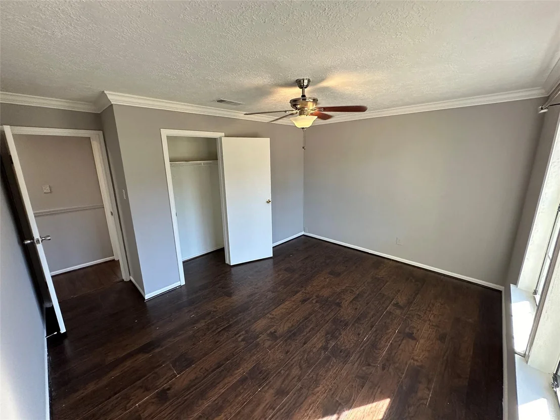 Photo of 8326 Clover Garden