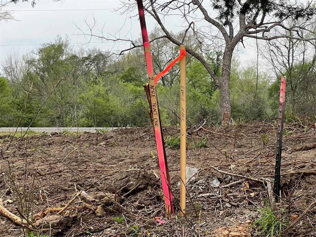 Photo of Lot #2 Tx-105