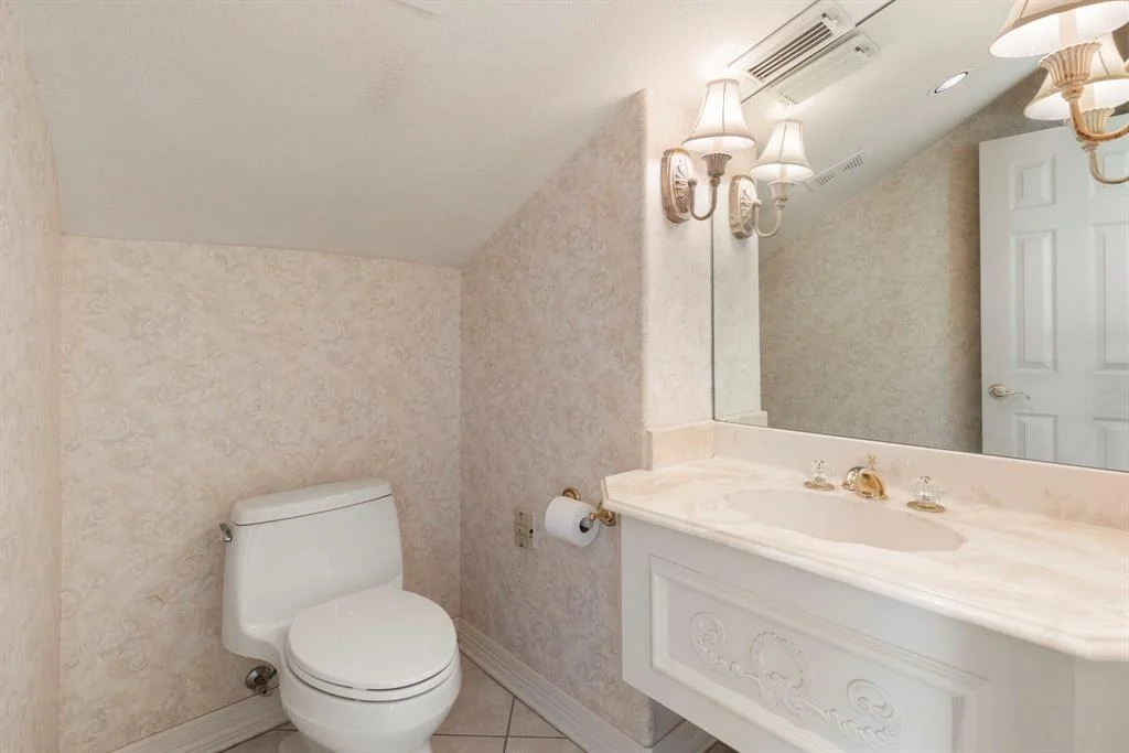 Photo of 13413 Northshore Drive