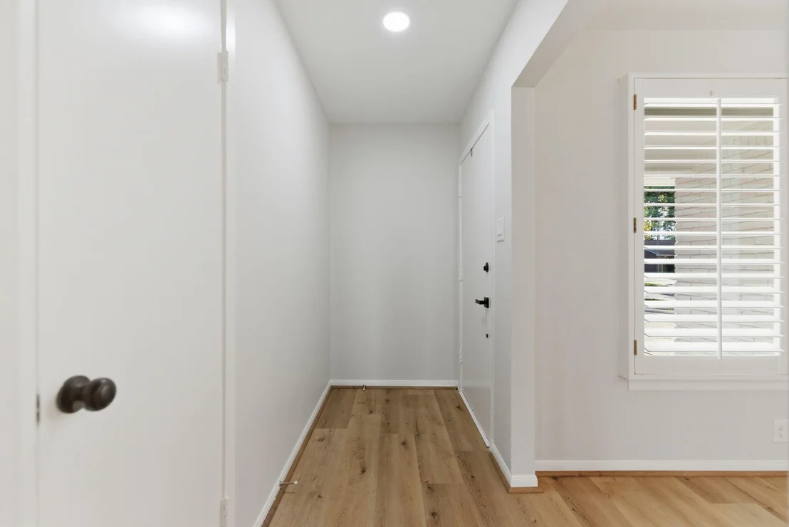Photo of 9326 Meadowbriar Lane