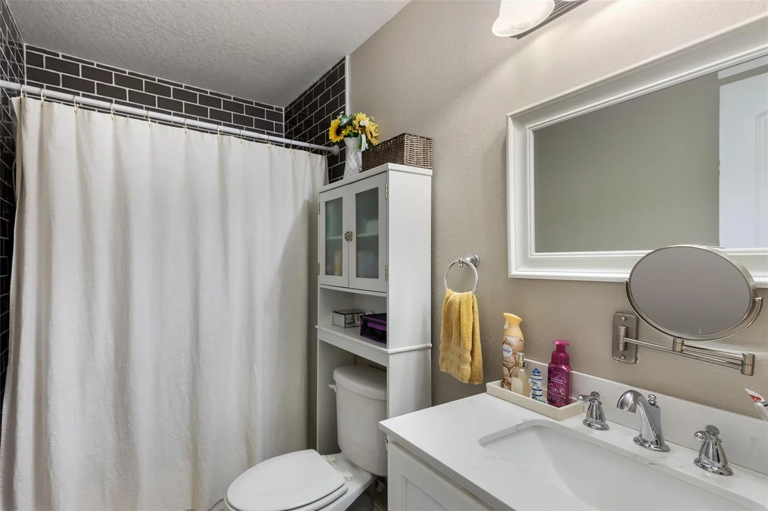 Photo of 1308 County Road 109