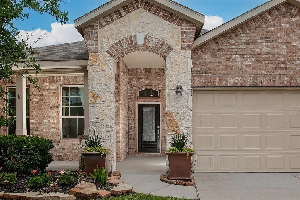 Photo of 5215 Pointe Spring Crossing