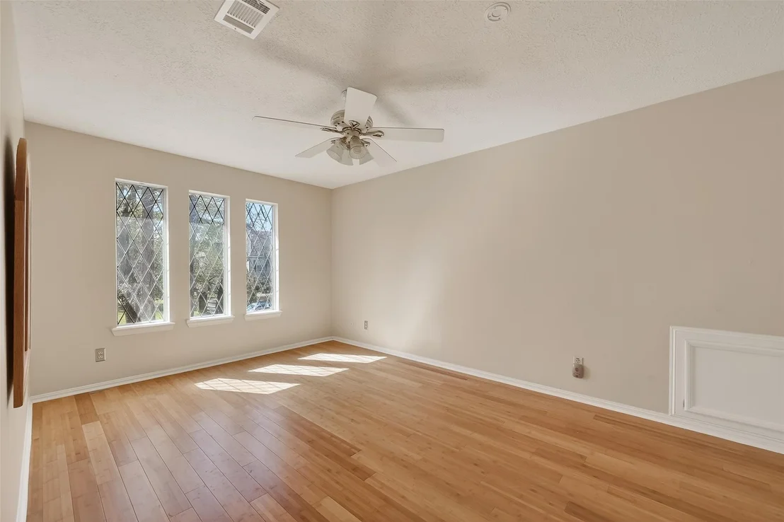 Photo of 11302 Hylander Drive