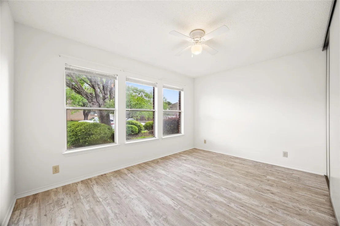 Photo of 331 Stone Point