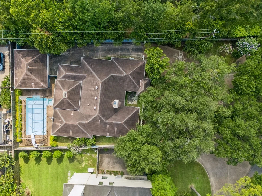 Photo of 802 Old Lake Road