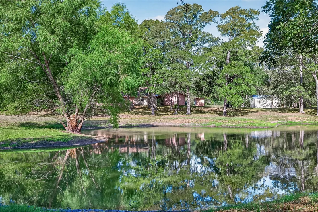 Photo of 1135 Buescher Road