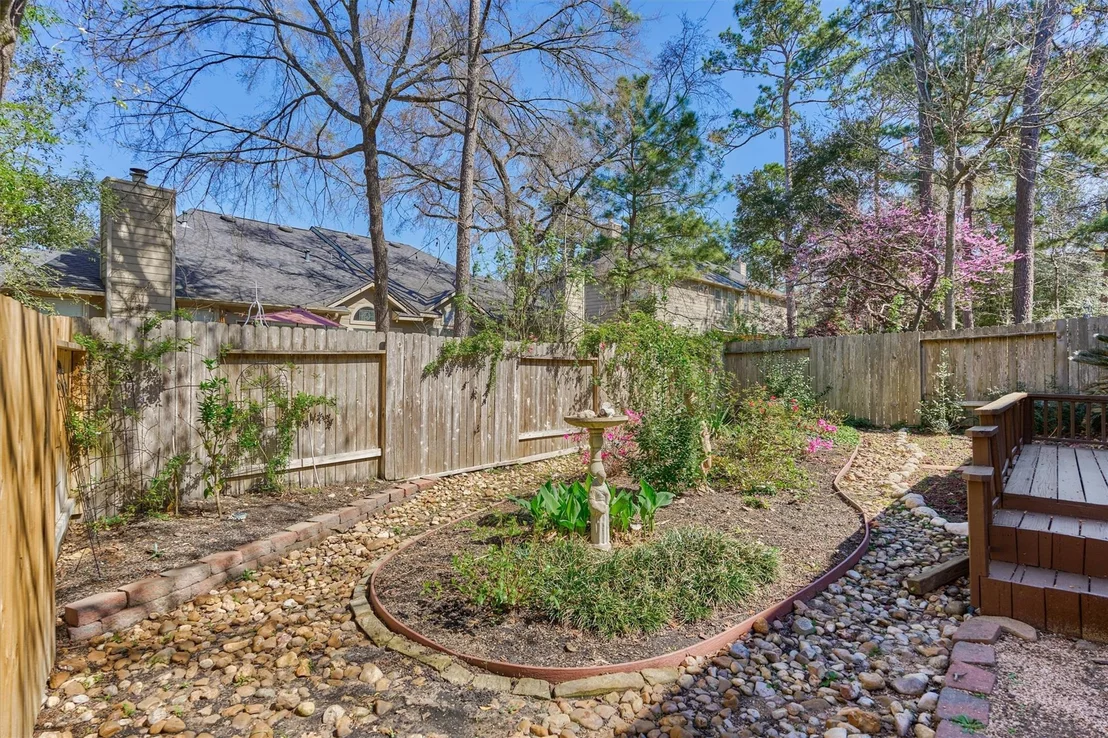 Photo of 31 Valley Oaks Circle