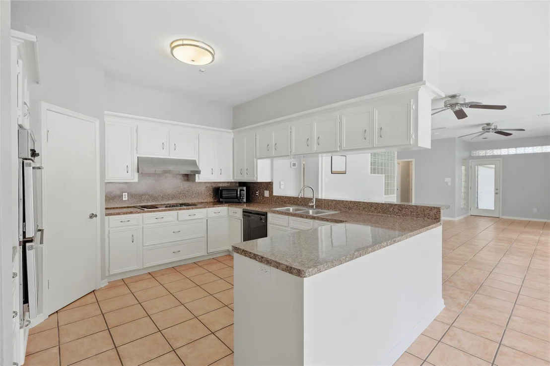 Photo of 12059 S Circle Drive