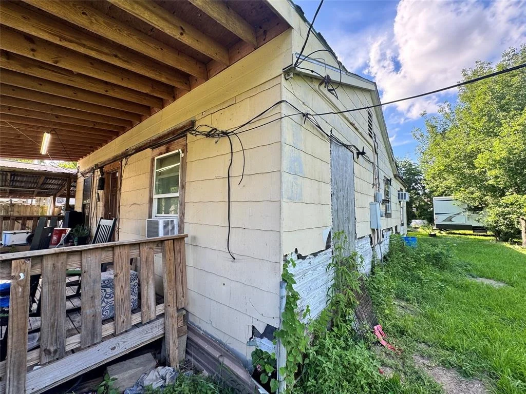 Photo of 2605 Holly Avenue
