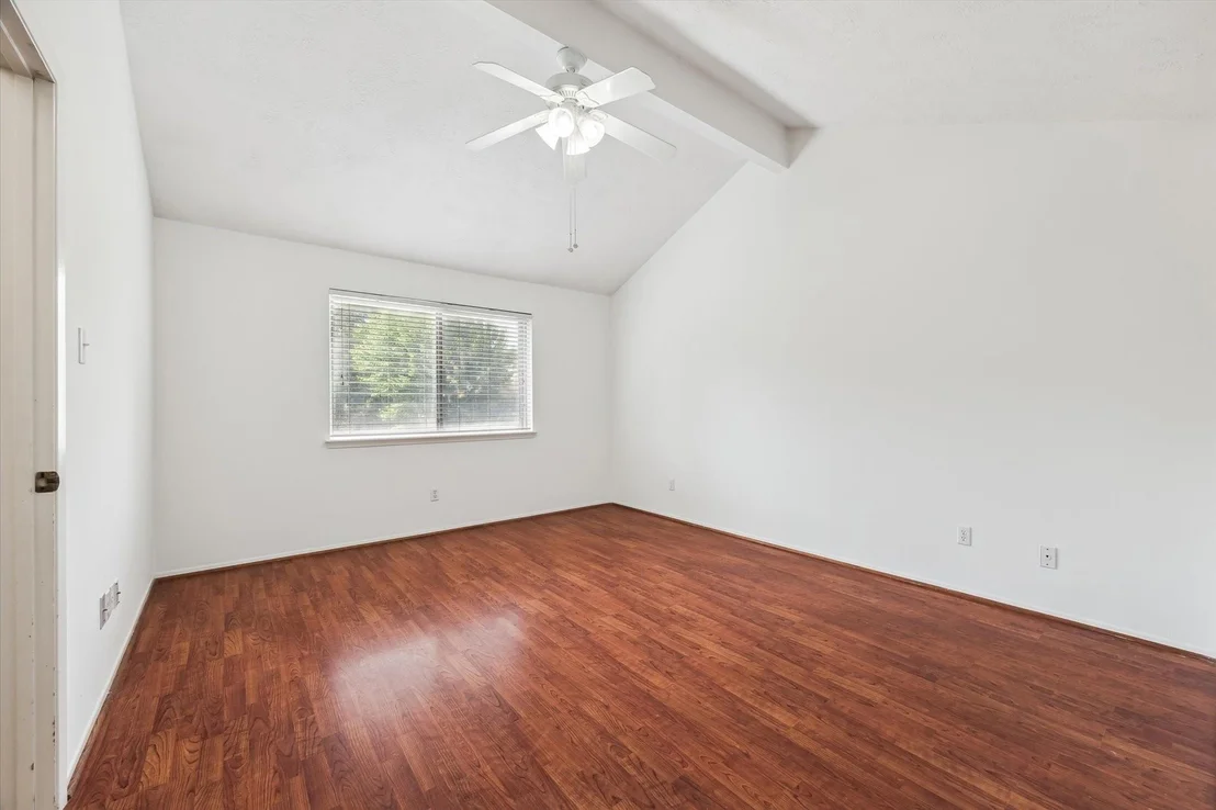 Photo of 607 Oak Harbor Drive