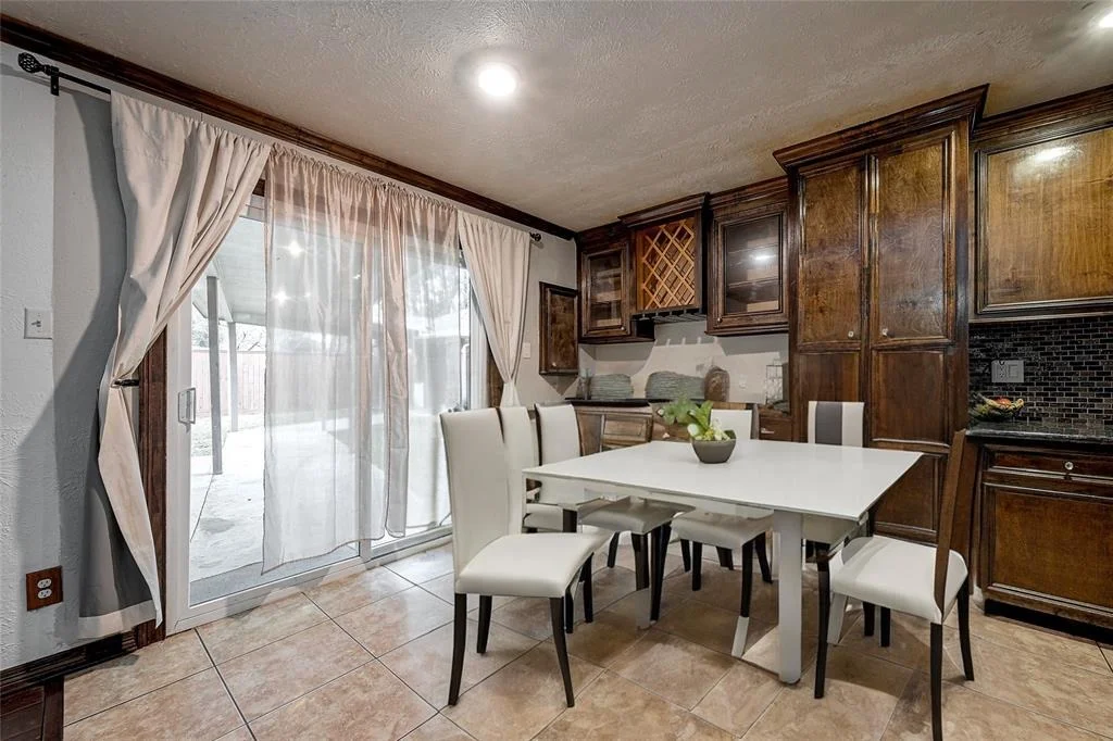 Photo of 7319 Goldfinch Drive