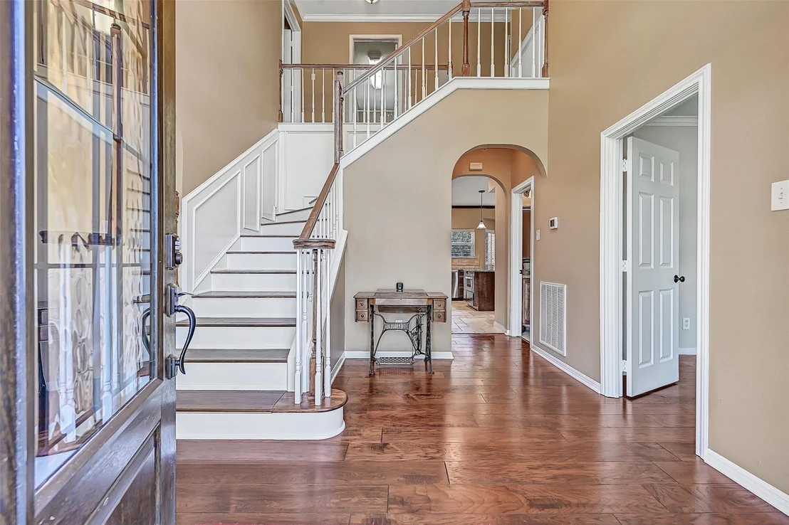 Photo of 101 Oak Drive