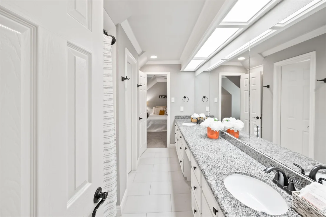 Photo of 2409 Taylor Lane