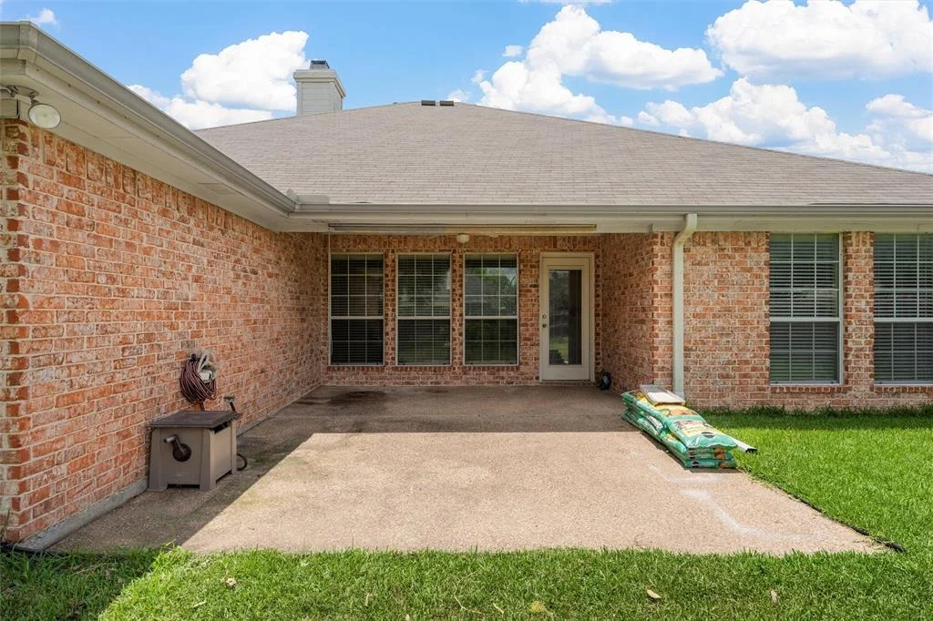 Photo of 2716 Cherokee Lane