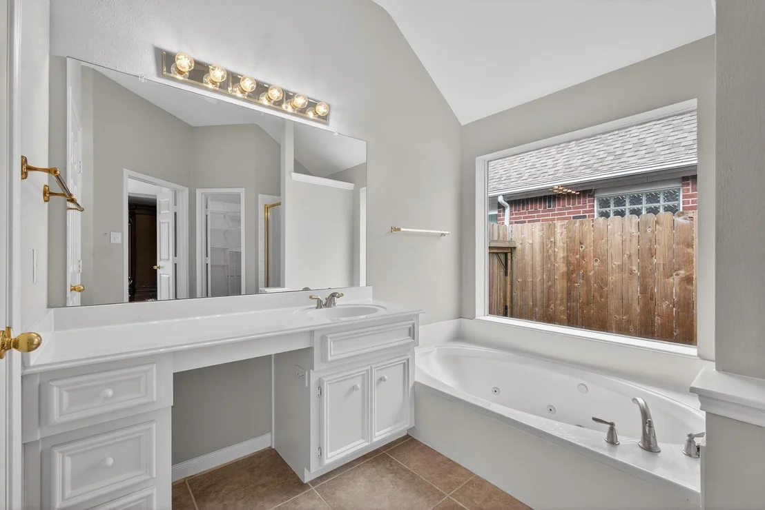 Photo of 3523 Shadymist Drive