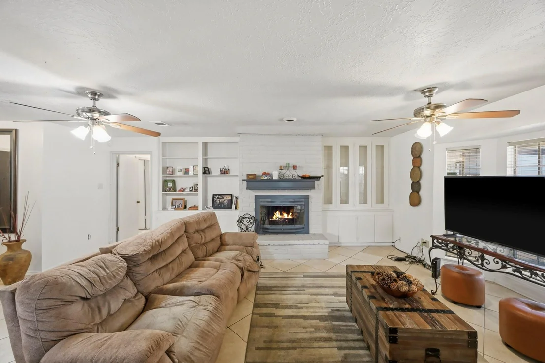 Photo of 11707 Moltere Drive
