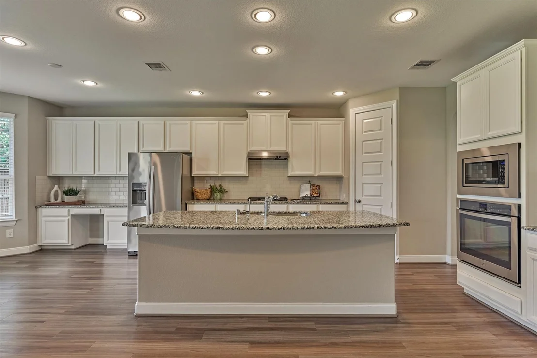 Photo of 4043 Steep Woods Drive