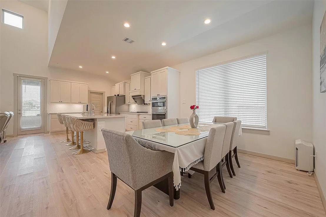 Photo of 29407 Red Rocks Park Drive