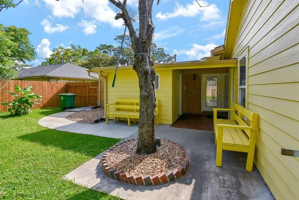 Photo of 7218 Tours Street