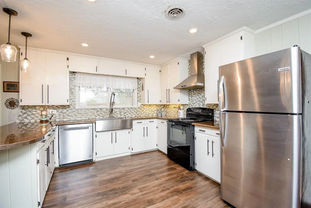 Photo of 304 Lily Lane