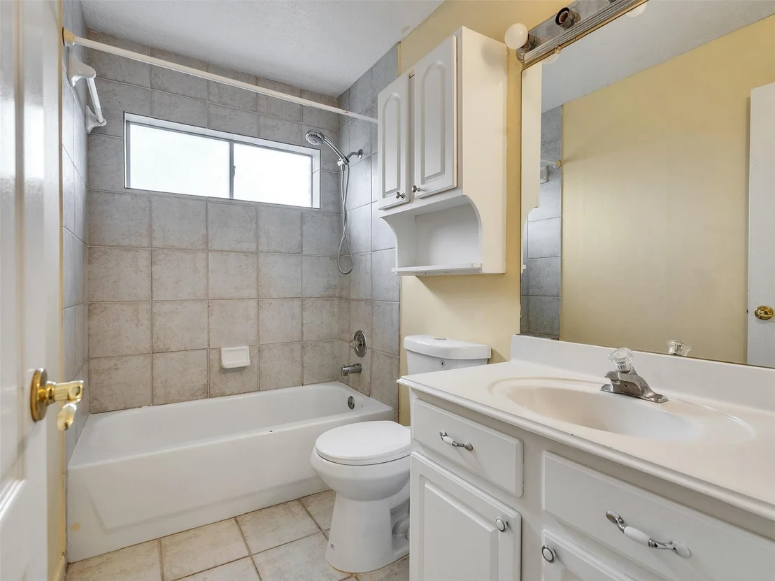 Photo of 12403 Millvan Drive