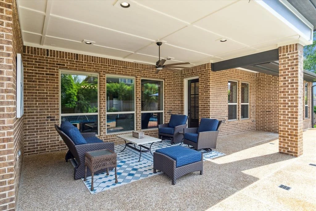 Photo of 6815 American Elm Lane
