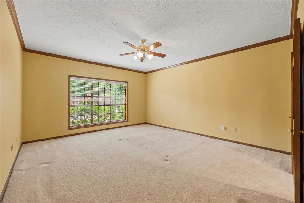 Photo of 1015 Deerfield Road
