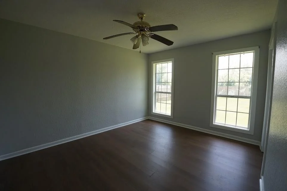 Photo of 306 Center Way Street
