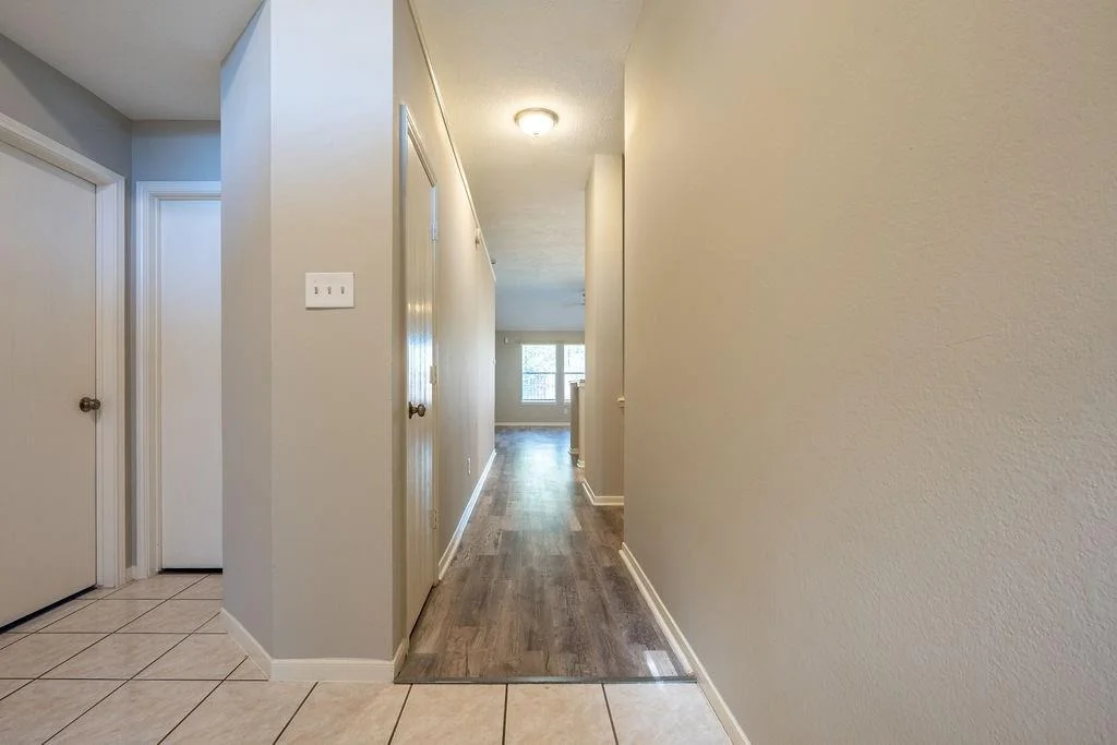 Photo of 9926 Goldenglade Drive