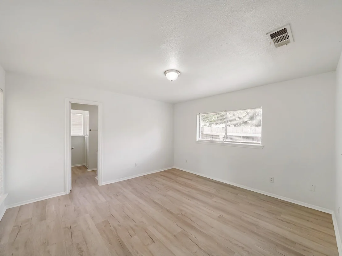 Photo of 8743 Yvonne Drive