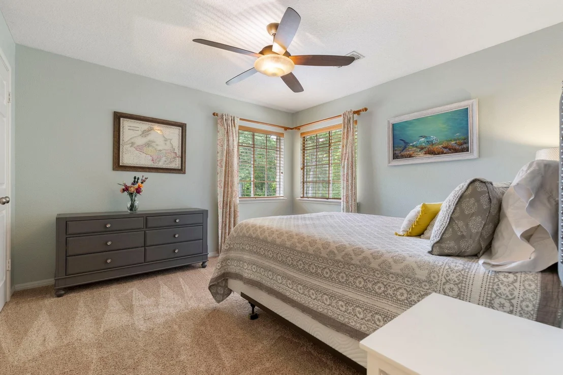 Photo of 34 Lost Pond Circle