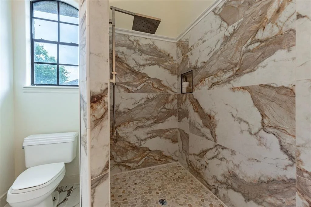 Photo of 2209 Oak Drive