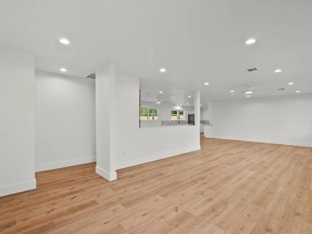 Photo of 219 Drift Wood Drive