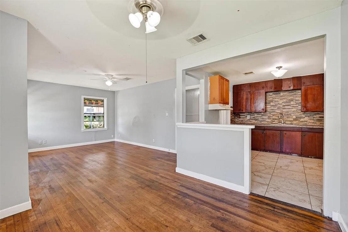Photo of 5934 Belmark Street