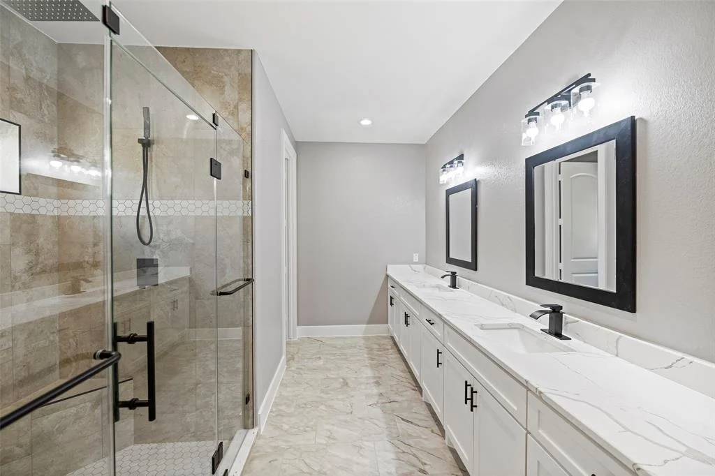 Photo of 2019 Surry Oaks Drive