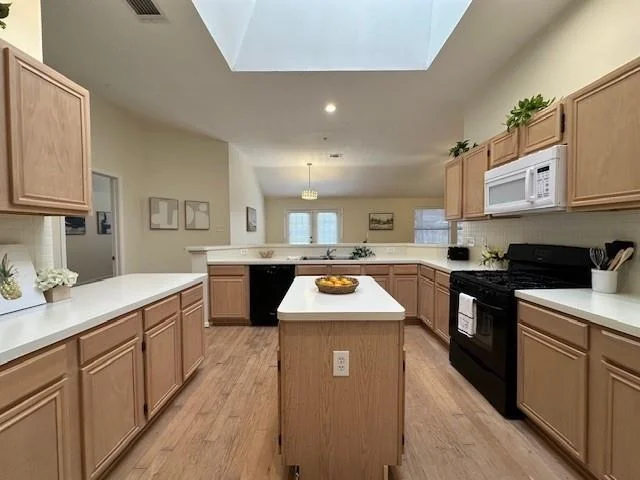 Photo of 6907 Moss Boulder Drive