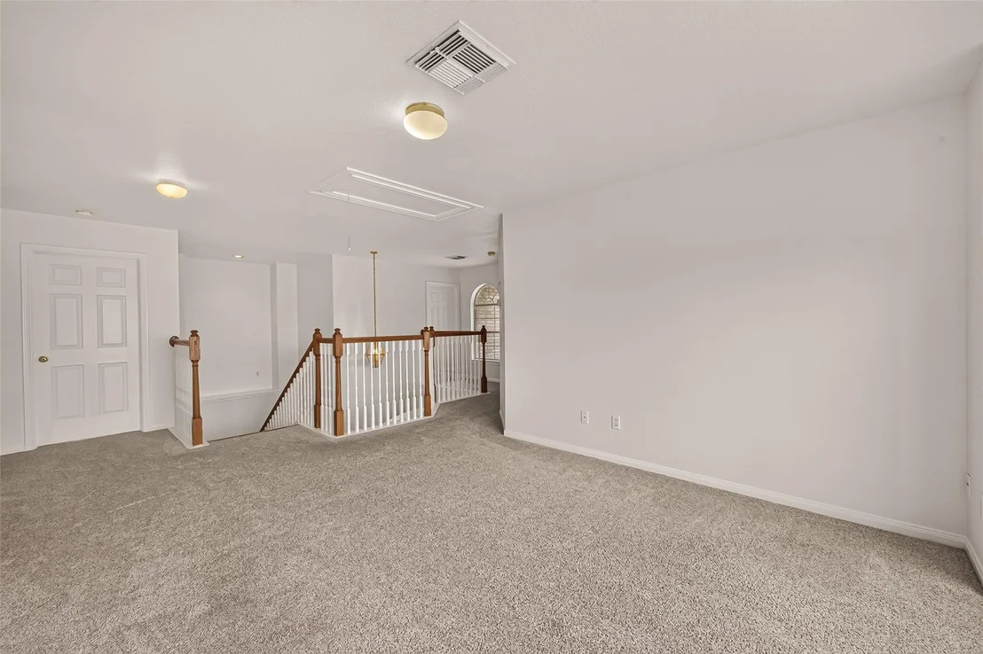 Photo of 6027 Dunsley Drive